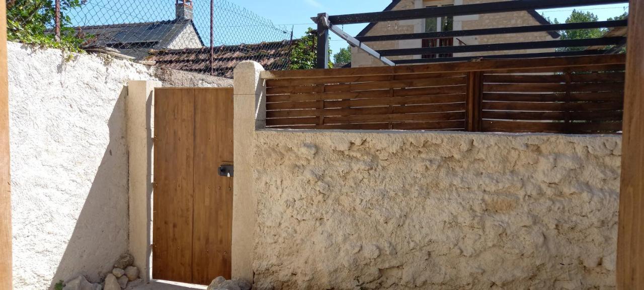 Gite-Civray-De-Touraine Troglo De Denise エクステリア 写真